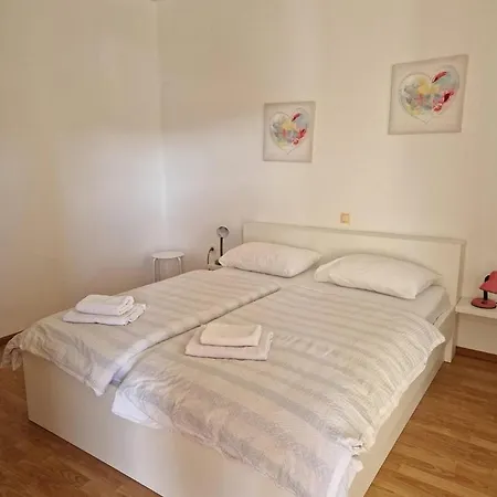 Marta Apartment